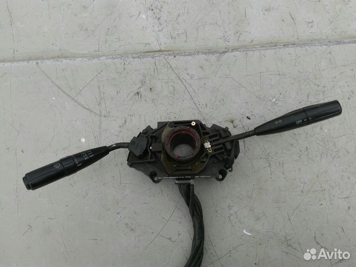 Подрулевые переключатели Toyota Corolla E90