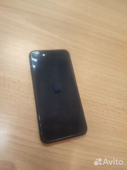 iPhone SE (2020), 64 ГБ