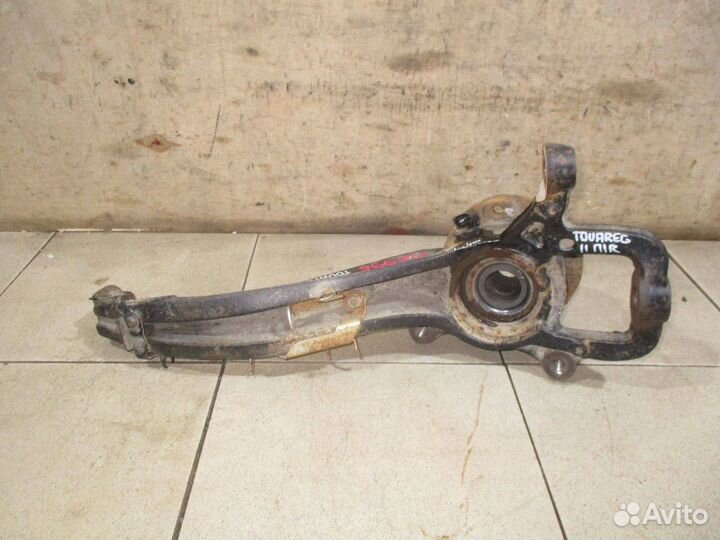 Кулак поворотный передний правый VW Touareg 2 (7P)