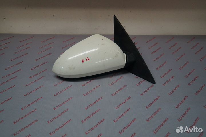 Nissan 96301-AU480 Зеркало правое без зеркального