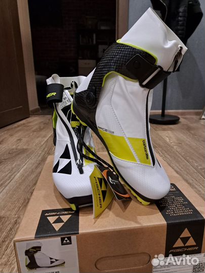 Лыжные ботинки конек