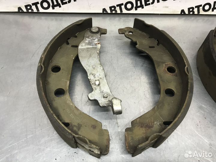 Тормоза задние Peugeot 406 1997 г.в