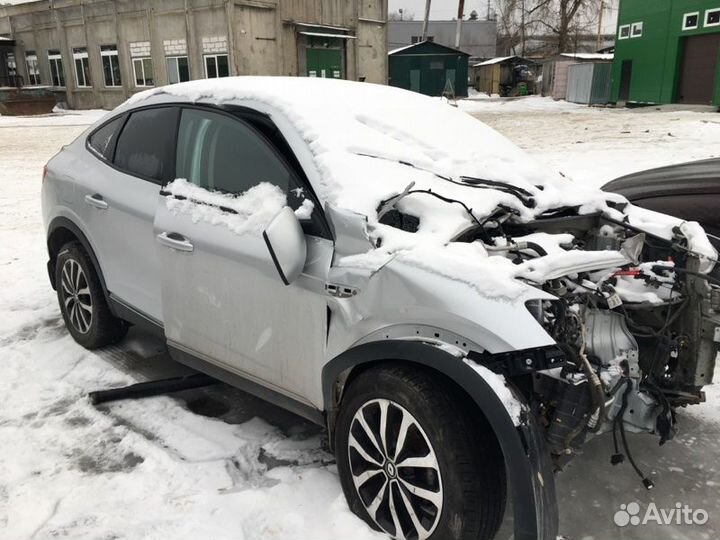 Кузов на запчасти Renault Arkana