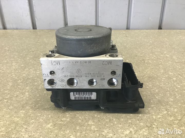 Блок ABS (насос) Nissan Almera (G15) 2013