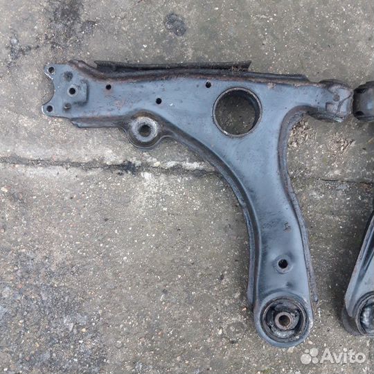 Рычаги VW пасат b4 б3