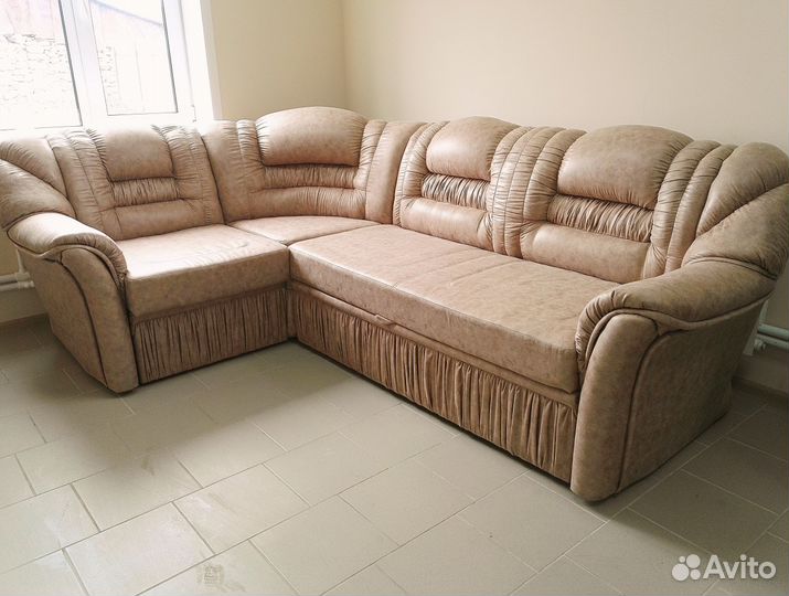 Диван угловой