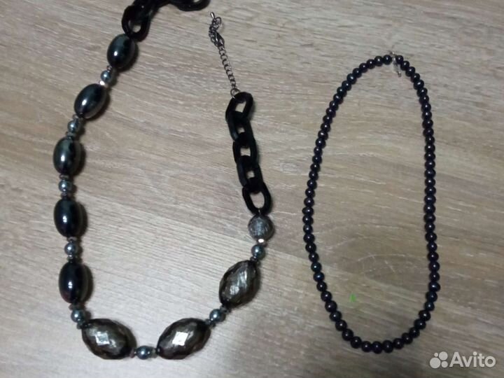 Бусы, колье