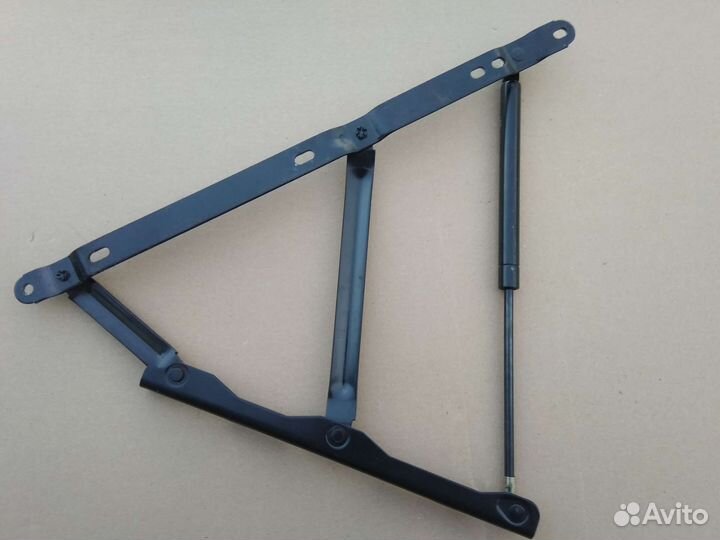 Механизм подъёма с газлифтами