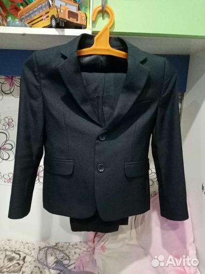 Школьный костюм на 7-8лет