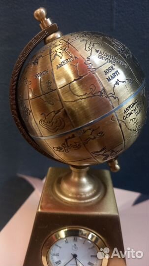 Настольные часы