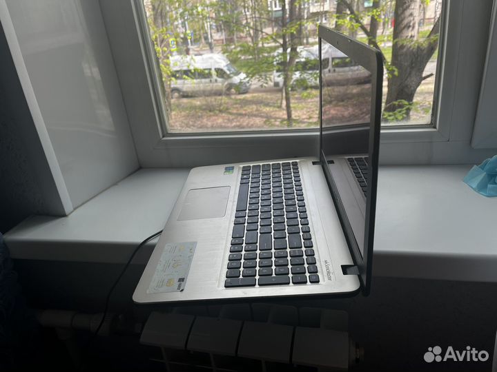Ноутбук Asus vivobook 15