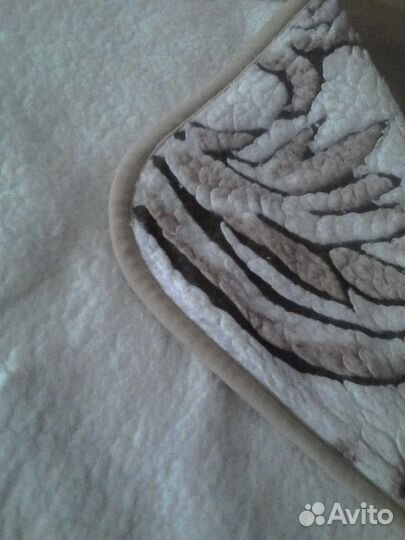 Покрывало 200х140см