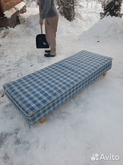 Кровать тахта