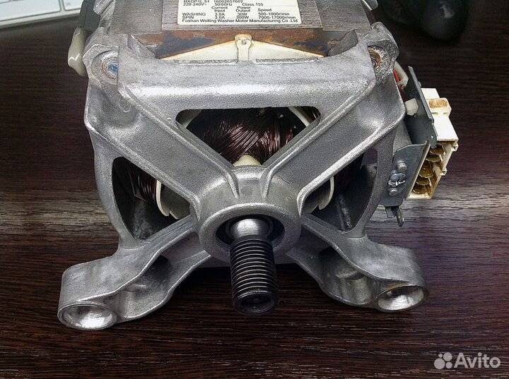 Двигатель стиральной машины / Indesit