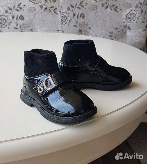 Ботинки для девочки