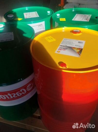 Масло моторное Castrol 15W40 для грузовиков