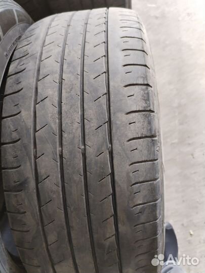 Dunlop SP Sport Maxx 050+ SUV 215/55 R17