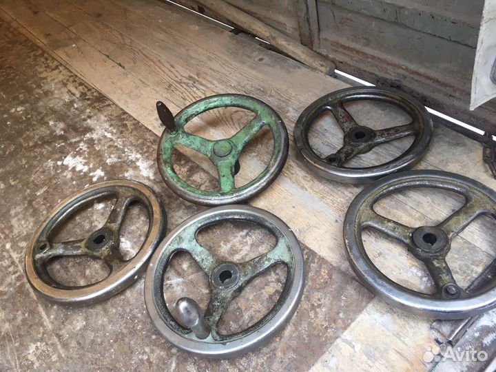 Шпиндель,винт