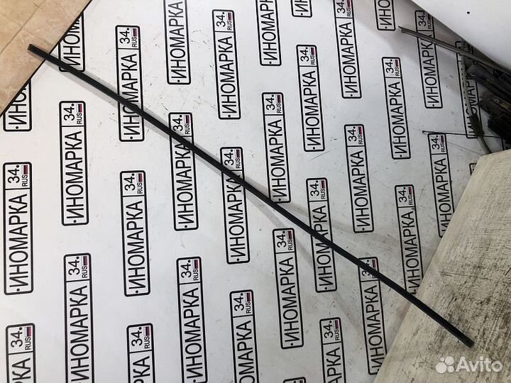 Молдинг крыши Toyota Corolla E120 седан