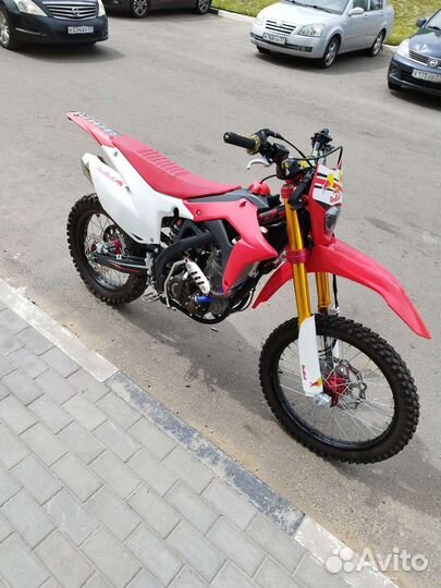 Regulmoto CRZ 300