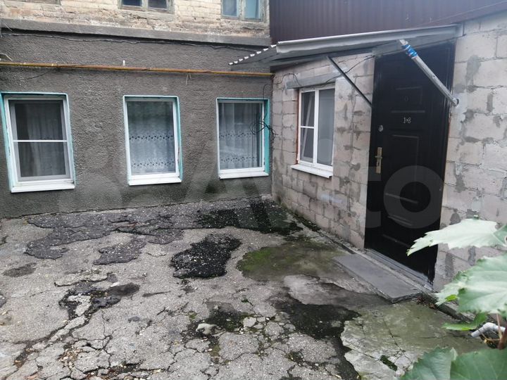 2-к. квартира, 42 м², 1/2 эт.