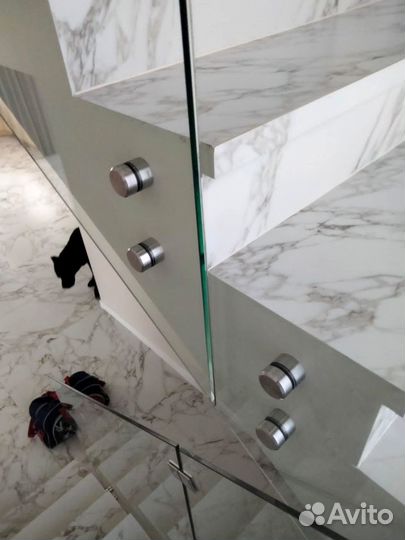 Перила и ограждения для лестниц