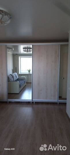 Шкаф купе с зеркалом