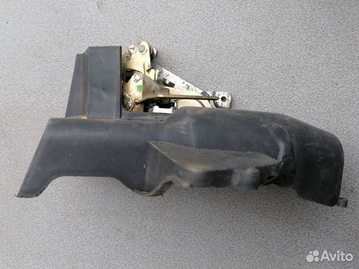 Замок двери Mercedes 2027330108L W202 1993-2000