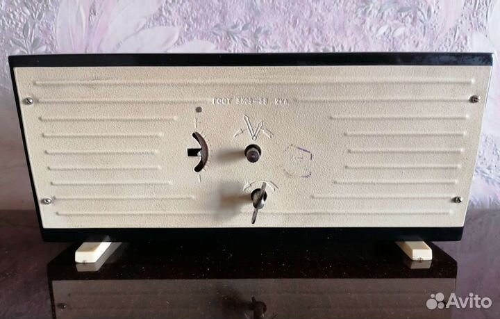 Редкие настольные часы 