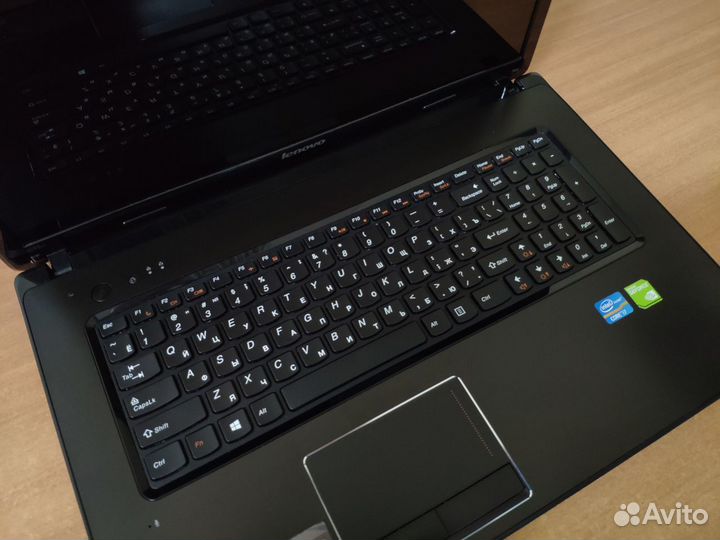Мощный ноутбук Lenovo / core i7 / 17