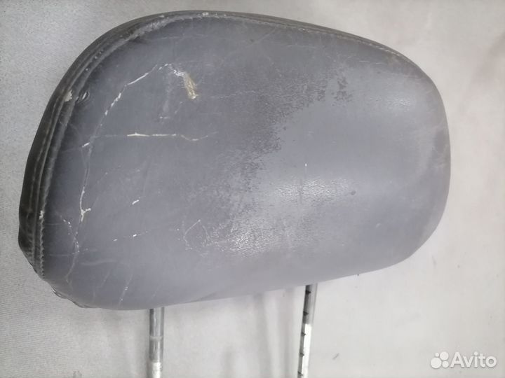 Подголовник Mitsubishi Galant (EA) 1997-2003