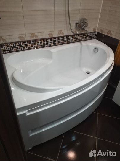 Ванна акриловая