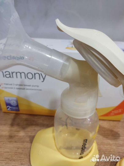 Молокоотсос medela ручной