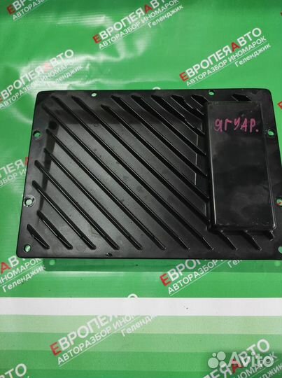 Усилитель audio jaguar XF