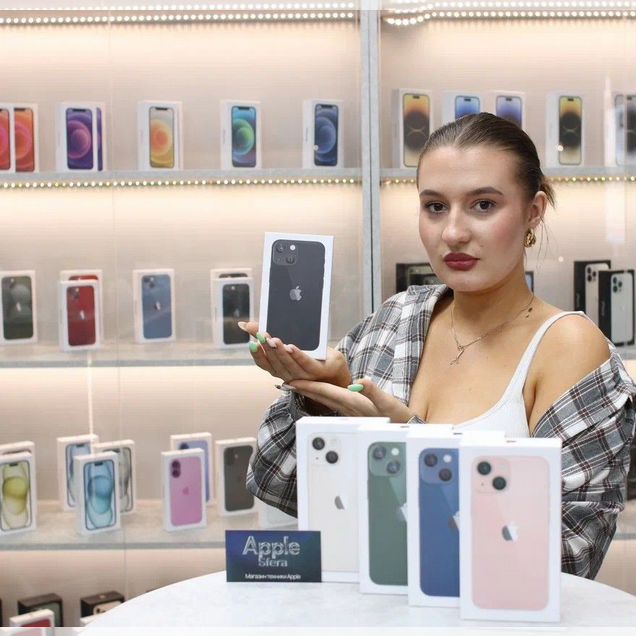 iPhone 13, 128 ГБ, SIM + eSIM