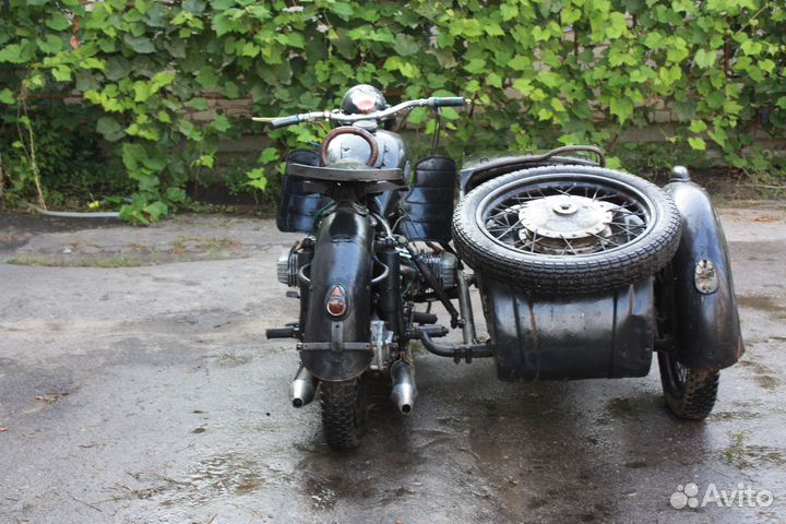 Мотоцикл К 650 Днепр
