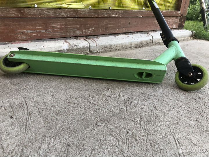 Трюковой самокат