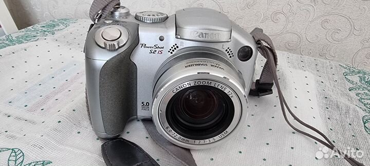 Компактный фотоаппарат Canon PowerShot S2 IS