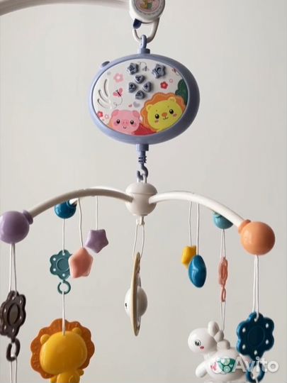 Мобиль на кроватку с проектором