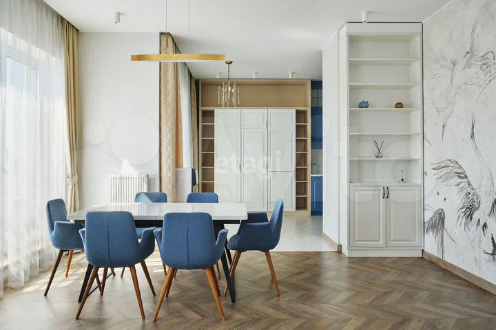 4-к. квартира, 145 м², 17/17 эт.