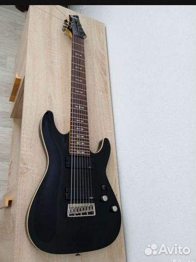Schecter omen 8