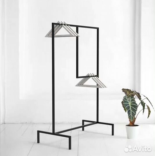 Вешалка напольная для одежды