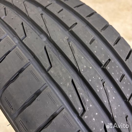 Leao Nova-Force C/S 245/45 R20 103W