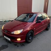 Peugeot 206 1.6 MT, 2006, 226 000 км, с пробегом, цена 160 000 руб.