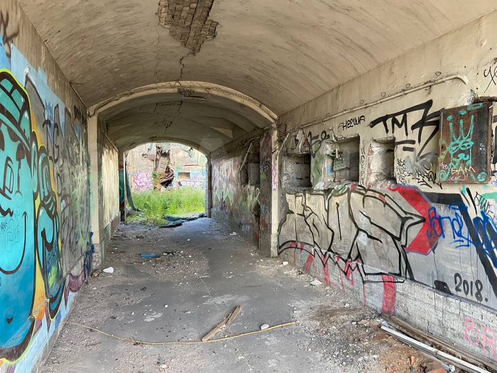 Часть здания на Синопской наб