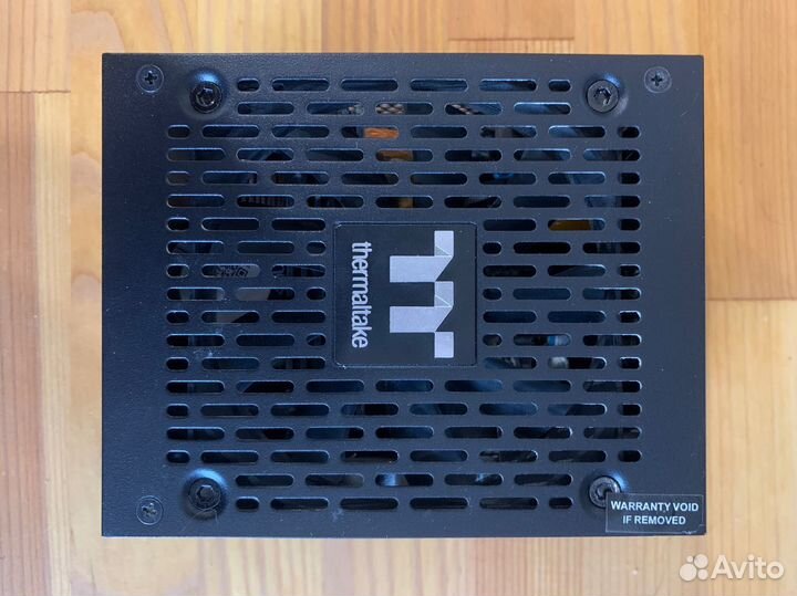 Блок питания thermaltake 550w sfx 80+gold