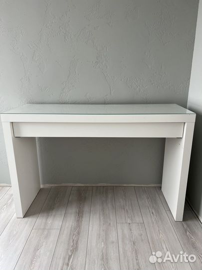 Столик туалетный IKEA мальм икеа