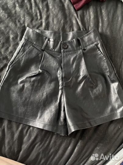 Шорты кожанные