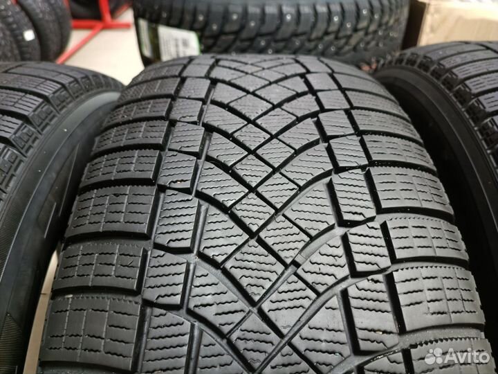Pirelli Ice Zero FR 265/60 R18 114H