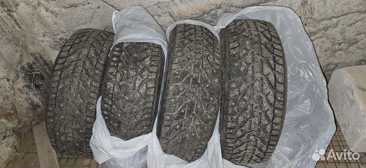 Tigar Ice 225/55 R17